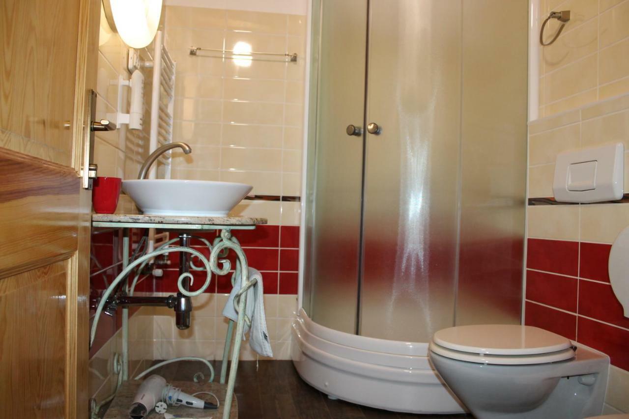 Hotel Tutto Galicnik エクステリア 写真